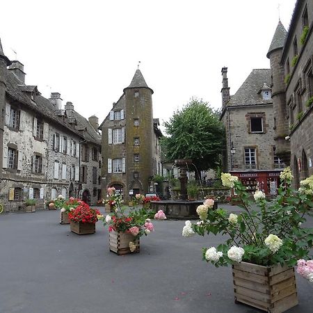 サレ Chambre D'Hotes La Maison De Barrouze Bed & Breakfast エクステリア 写真