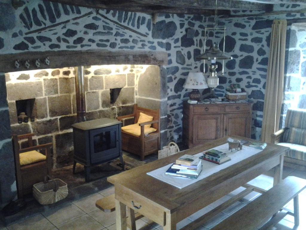 サレ Chambre D'Hotes La Maison De Barrouze Bed & Breakfast エクステリア 写真
